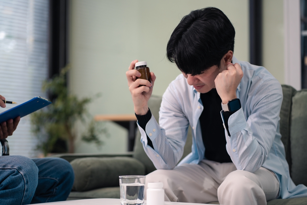 Patient stressé traité par un psychologue ou un médecin en clinique